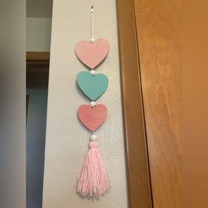 Heart hanging wall decor 💕